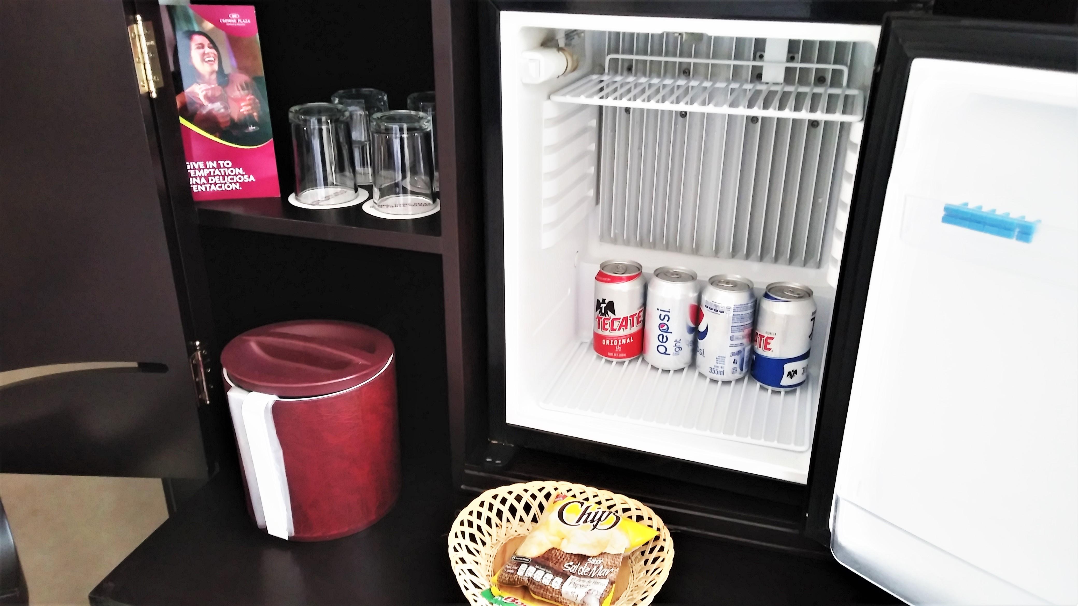 Belair Unique Mexico City Wtc, Trademark By Wyndham Luaran gambar A mini-bar in a hotel room