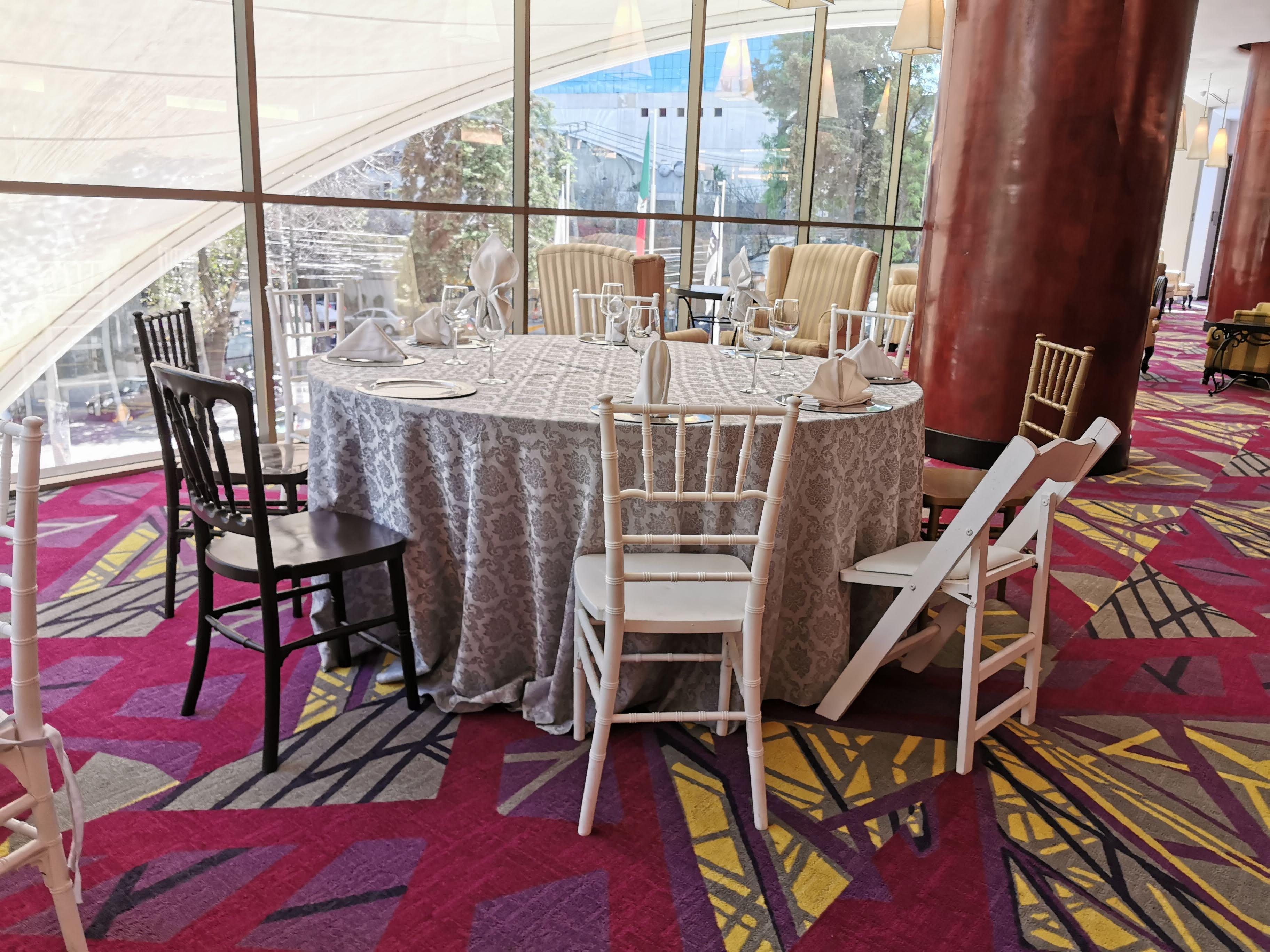 Belair Unique Mexico City Wtc, Trademark By Wyndham Luaran gambar Chivari chairs