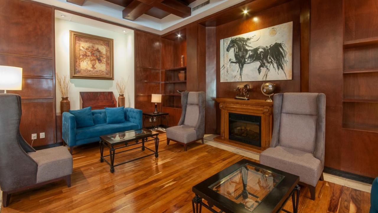 Belair Unique Mexico City Wtc, Trademark By Wyndham Luaran gambar The living room of the presidential suite